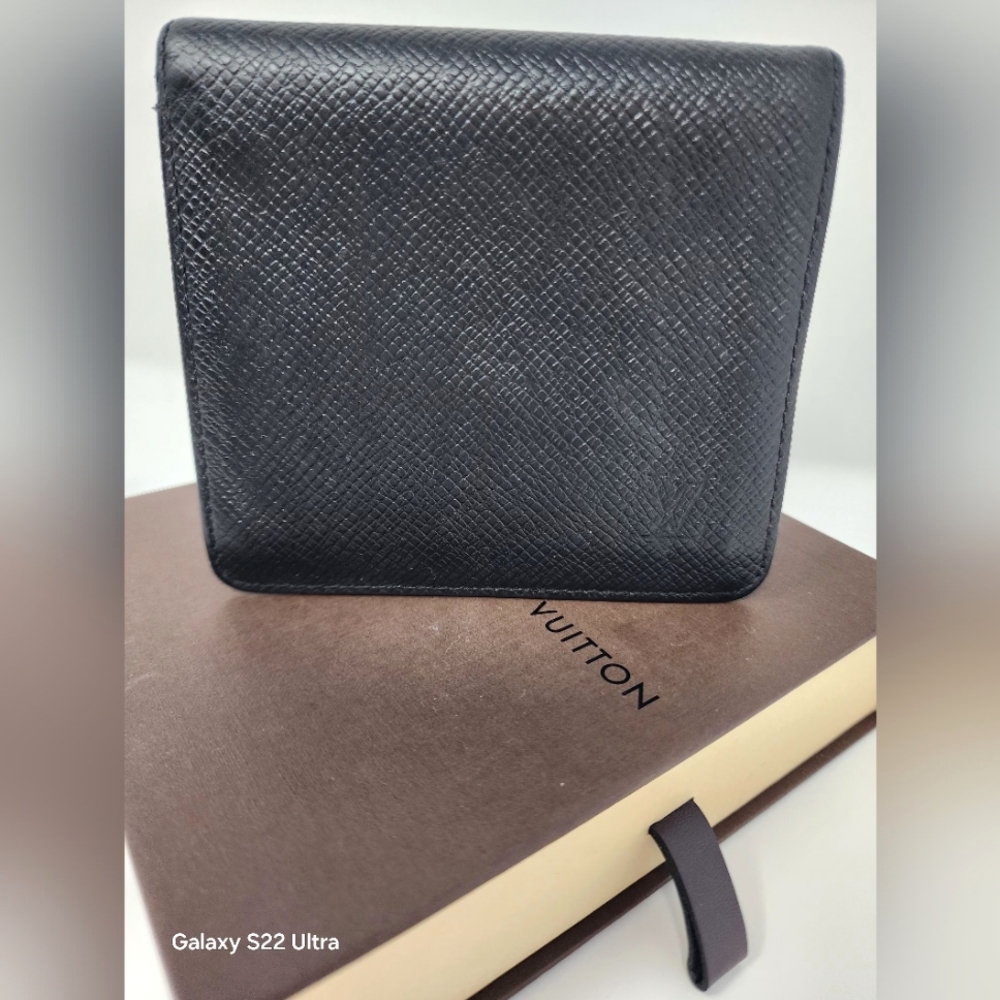 Louis Vuitton Men's Wallet & Box